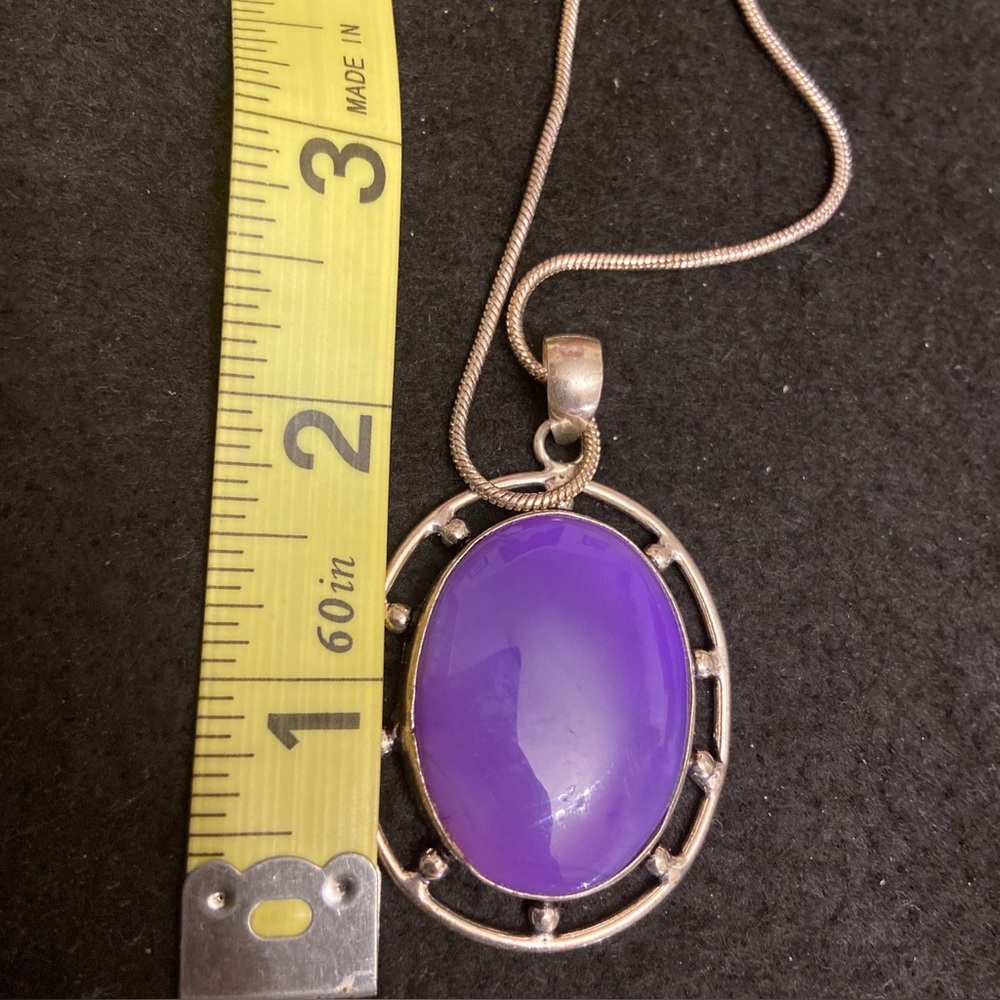 Women’s Purple Lace Agate Stone Set in Silver with a 20” Sterling Silver Chain - Picture 5 of 5